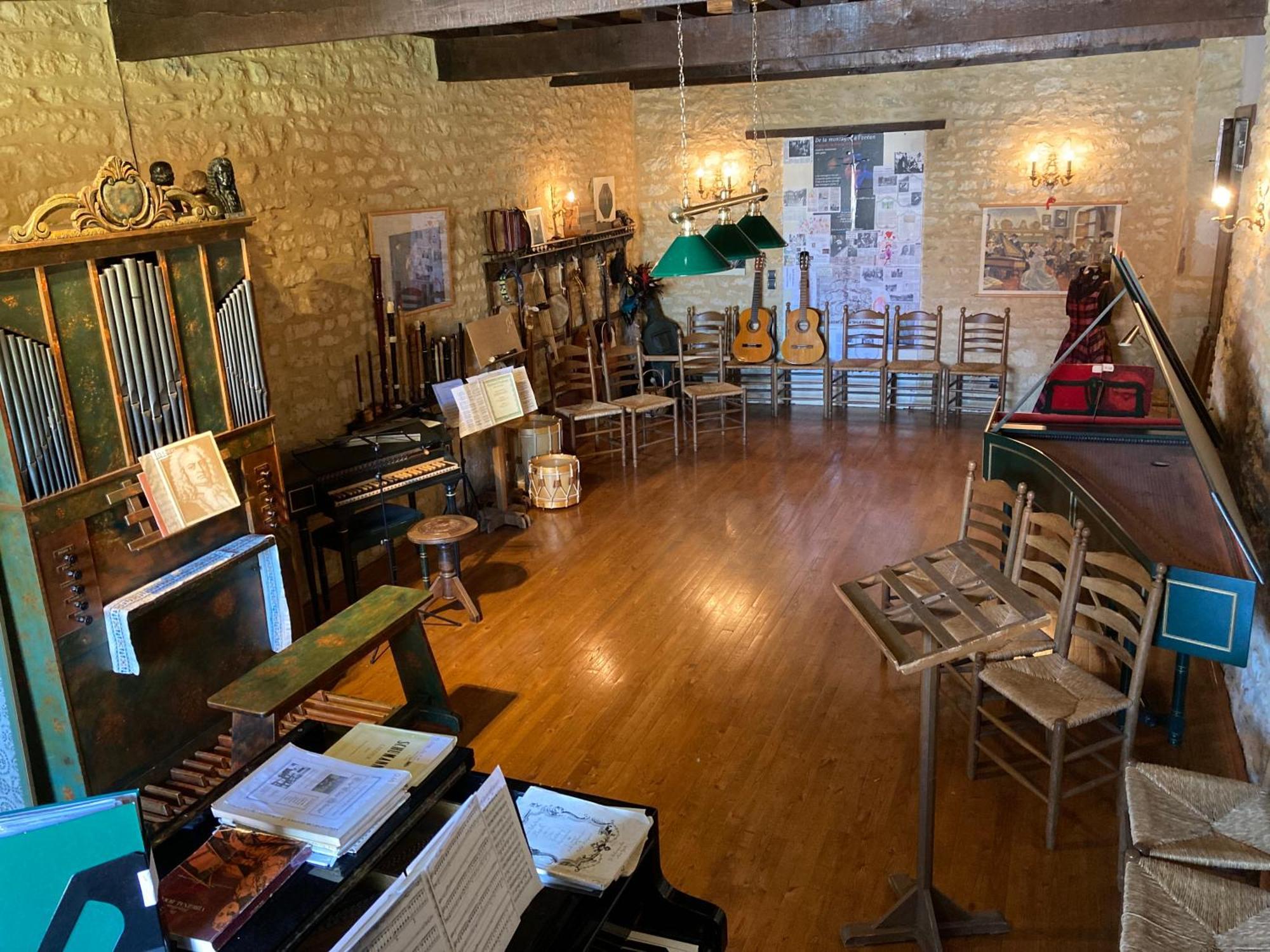Maison Les Beaux Arts Mouzay  Kültér fotó